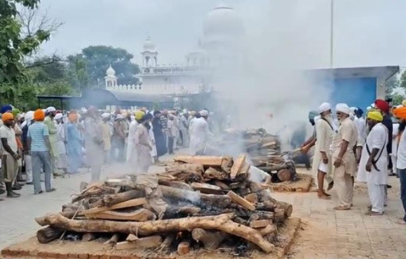 ਫ਼ਰੀਦਕੋਟ ਦੇ ਪਿੰਡ ਰਾਮੇਆਣਾ ਵਿਚ ਇਕੱਠੇ ਬਲੇ ਪੰਜ ਸਿਵੇ, ਹਜ਼ਾਰਾਂ ਸੰਗਤ ਨੇ ਦਿੱਤੀ ਅੰਤਿਮ ਵਿਦਾਈ…