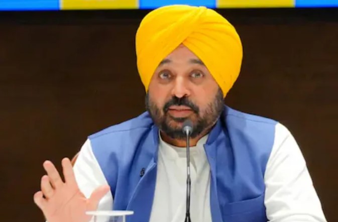 ਪੰਜਾਬ ਪੁਲਿਸ ਦੀ ਵੱਡੀ ਕਾਰਵਾਈ: ਅੰਤਰਰਾਸ਼ਟਰੀ ਡਰੱਗ ਮਾਫੀਆ ਸਤਪ੍ਰੀਤ ਸਿੰਘ ਵਿਰੁੱਧ ਇੰਟਰਪੋਲ ਬਲੂ ਨੋਟਿਸ ਜਾਰੀ…
