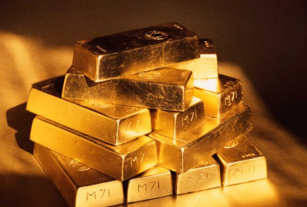 BSF Foils Gold Smuggling Attempt at South Bengal Border, Seizes Gold Worth Rs 1.29 Crore…