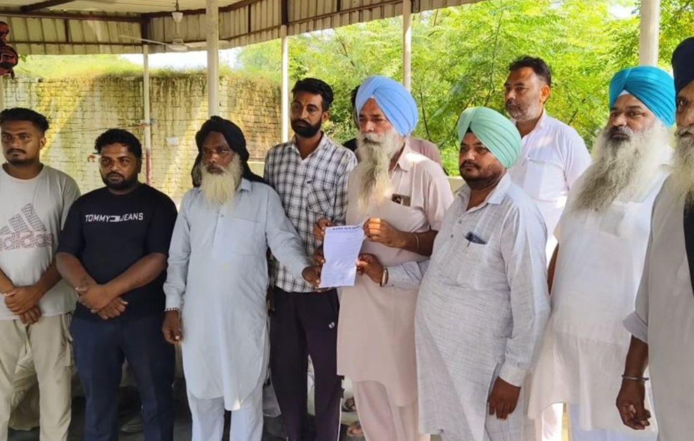 Barnala News : ਪਰਵਾਸੀਆਂ ਖ਼ਿਲਾਫ਼ ਰੋਹ ਵਧਦਾ, ਕੱਟੂ ਪਿੰਡ ਦੀ ਪੰਚਾਇਤ ਨੇ ਪਾਸ ਕੀਤਾ ਬਾਈਕਾਟ ਮਤਾ…