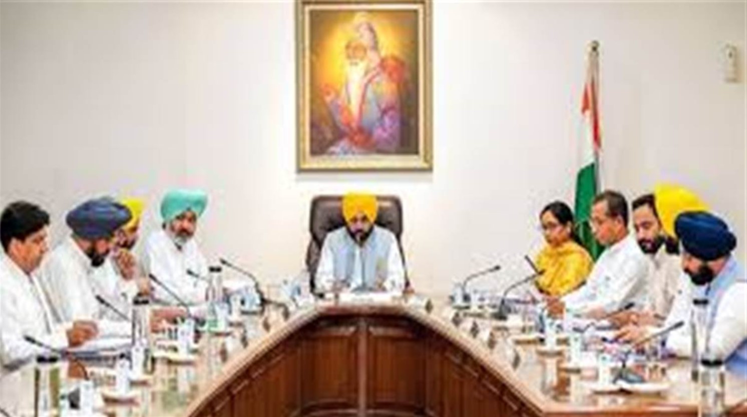 Punjab Cabinet Meeting: ਸੋਮਵਾਰ ਨੂੰ ਹੋਵੇਗੀ ਕੈਬਨਿਟ ਦੀ ਮਹੱਤਵਪੂਰਨ ਬੈਠਕ, ਦੀਵਾਲੀ ਮੌਕੇ ਨਵੇਂ ਐਲਾਨਾਂ ਦੀ ਸੰਭਾਵਨਾ…